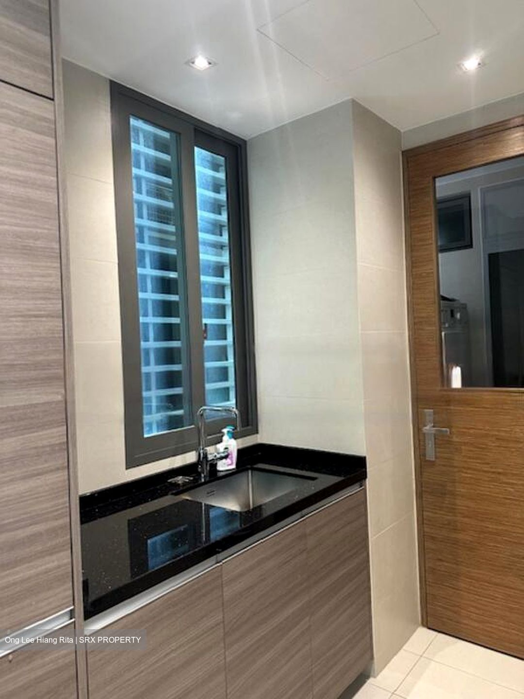 8 Saint Thomas (D9), Condominium #638628881
